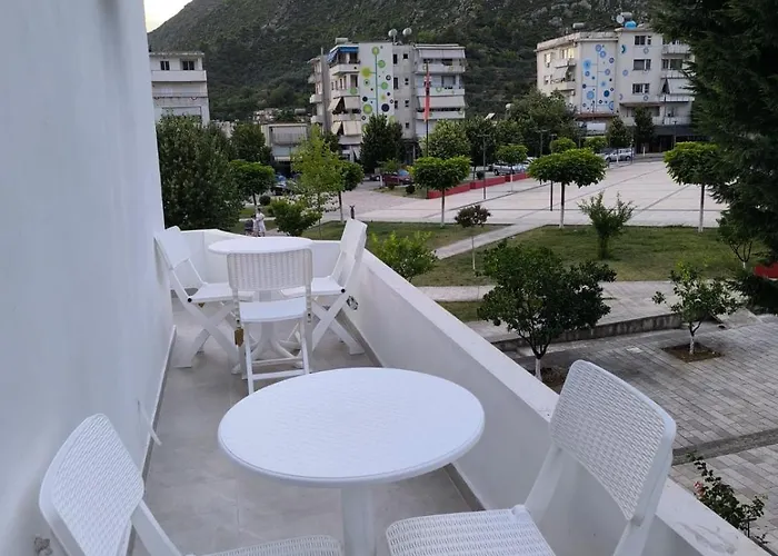 Delvina By Mira Delvine