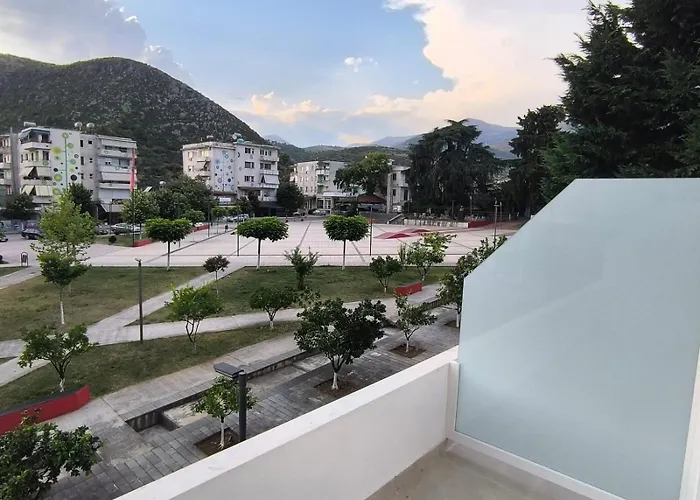 Delvina By Mira Delvine